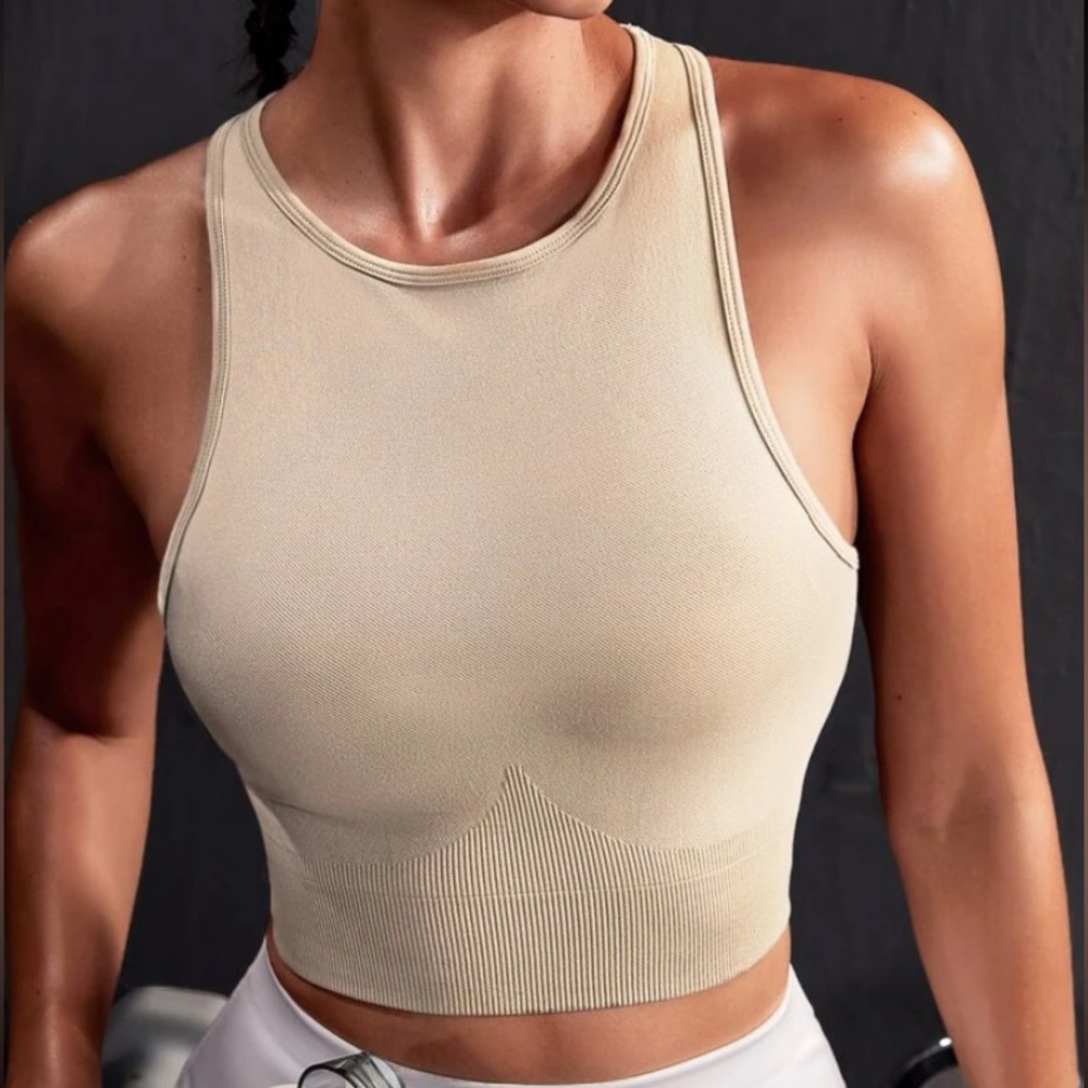 Yoga solid racerback sports bra